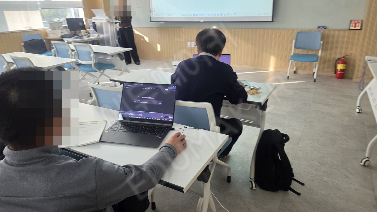 생성형 AI와 함께하는 업무·경영 혁신 수업 현장 사진 2